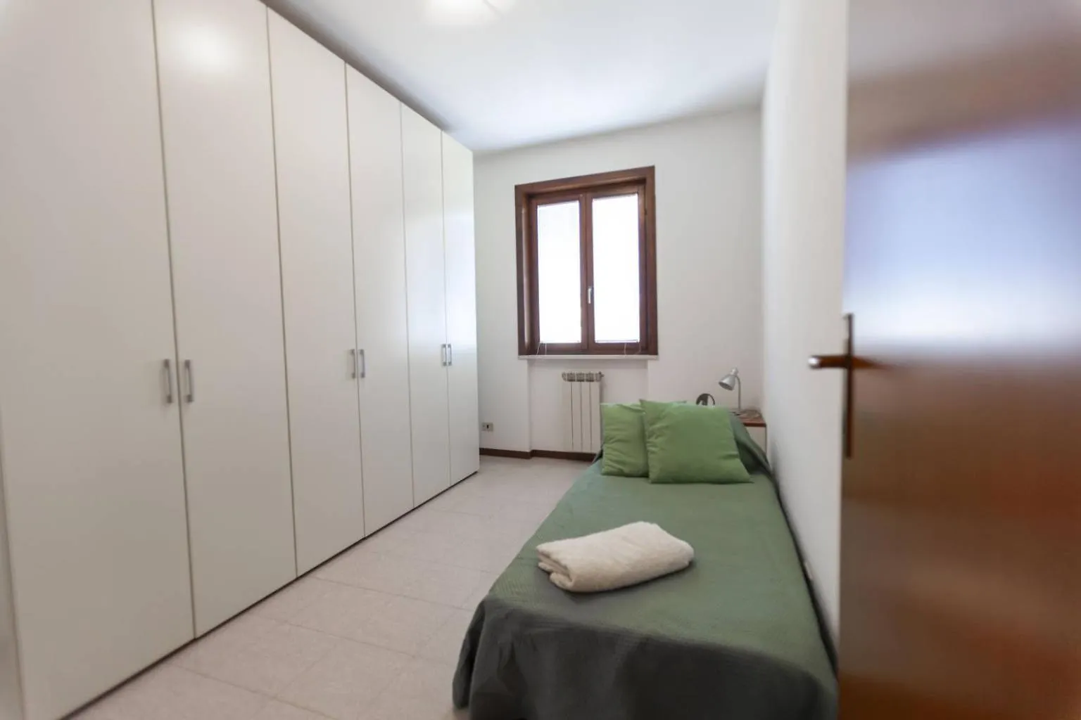 La Casa Gialla Desenzano del Garda 0*,
